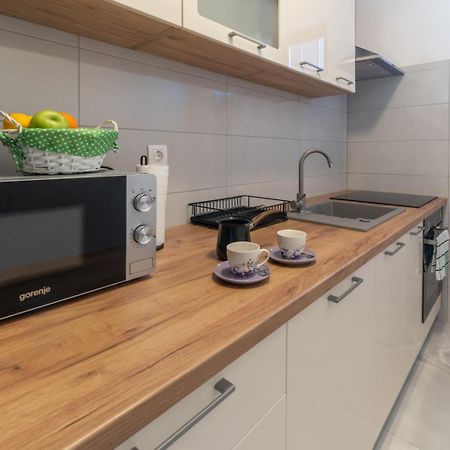 Appartamento Apartman Jabuka Karlovac Esterno foto