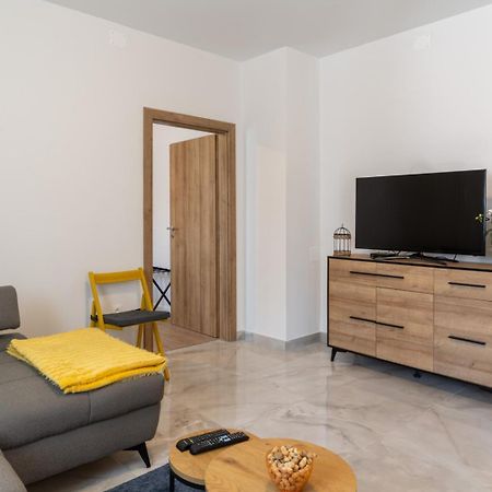 Appartamento Apartman Jabuka Karlovac Esterno foto