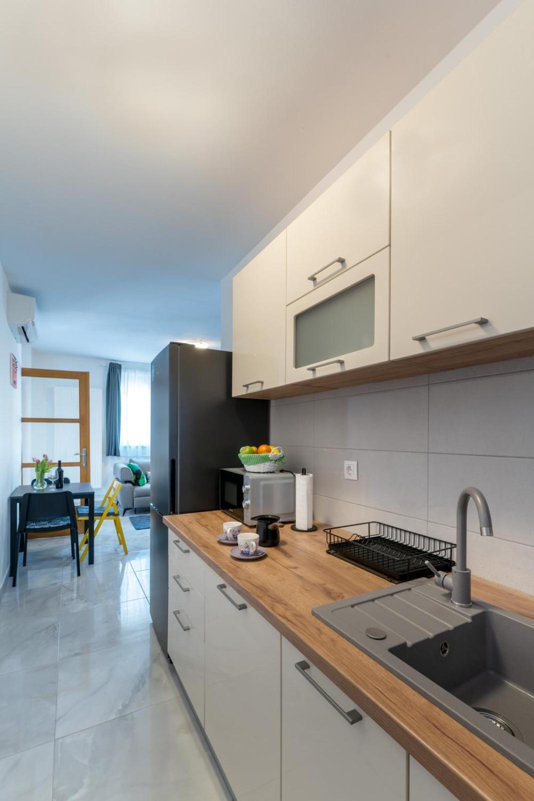 Appartamento Apartman Jabuka Karlovac Esterno foto