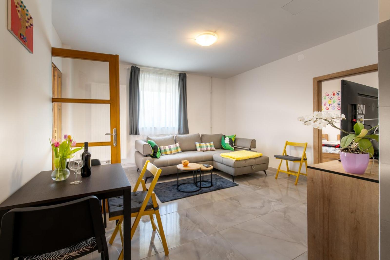 Appartamento Apartman Jabuka Karlovac Esterno foto